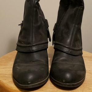 Fergalicious knee boots